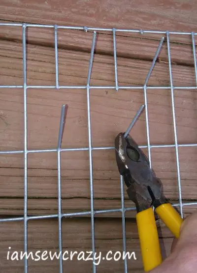 How to Make Your Own Sewing Thread Rack - I Am Sew Crazy