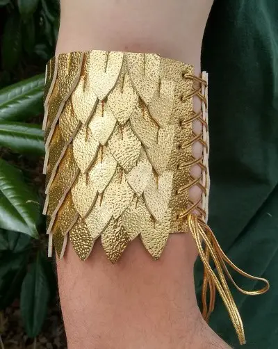 how to make a cosplay arm cuff free pattern