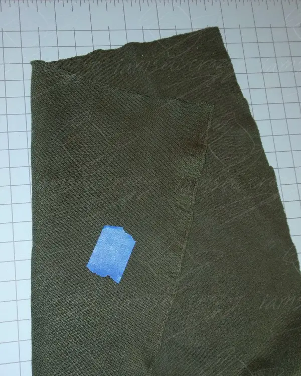marking wrong side of knit fabric