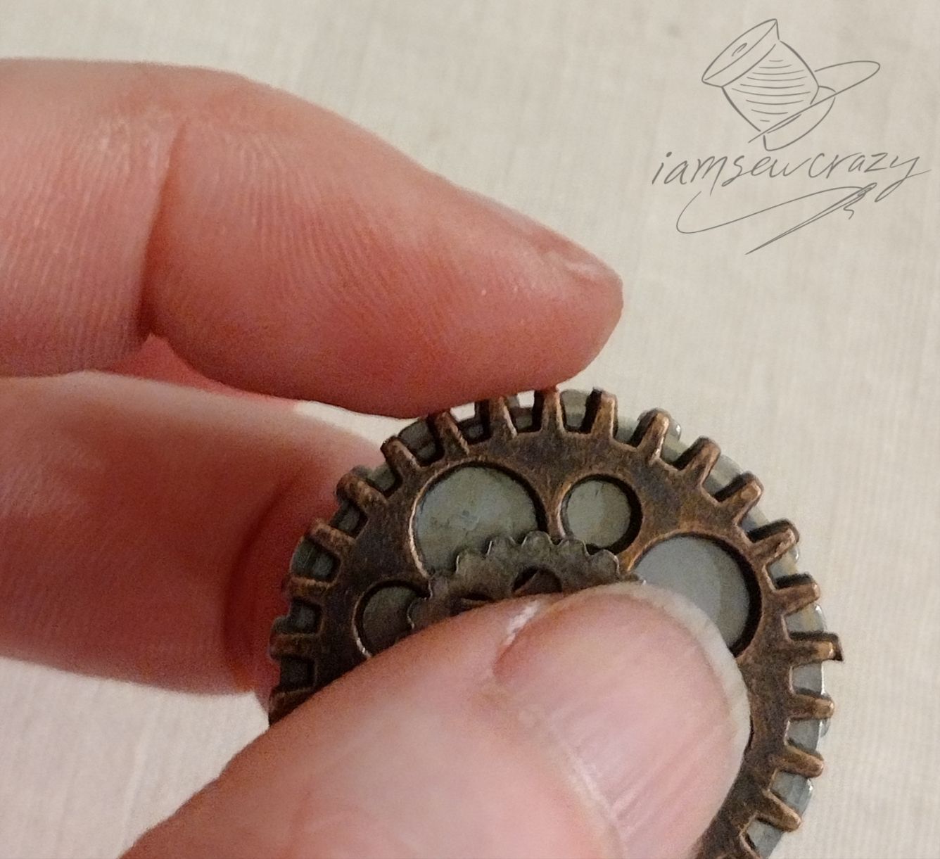 demonstrating the safety of a diy thread cutter pendant